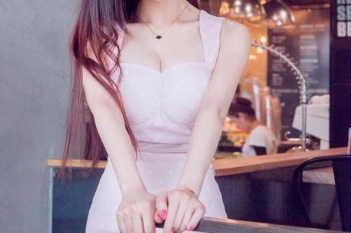 《青青草社区》免费观看
